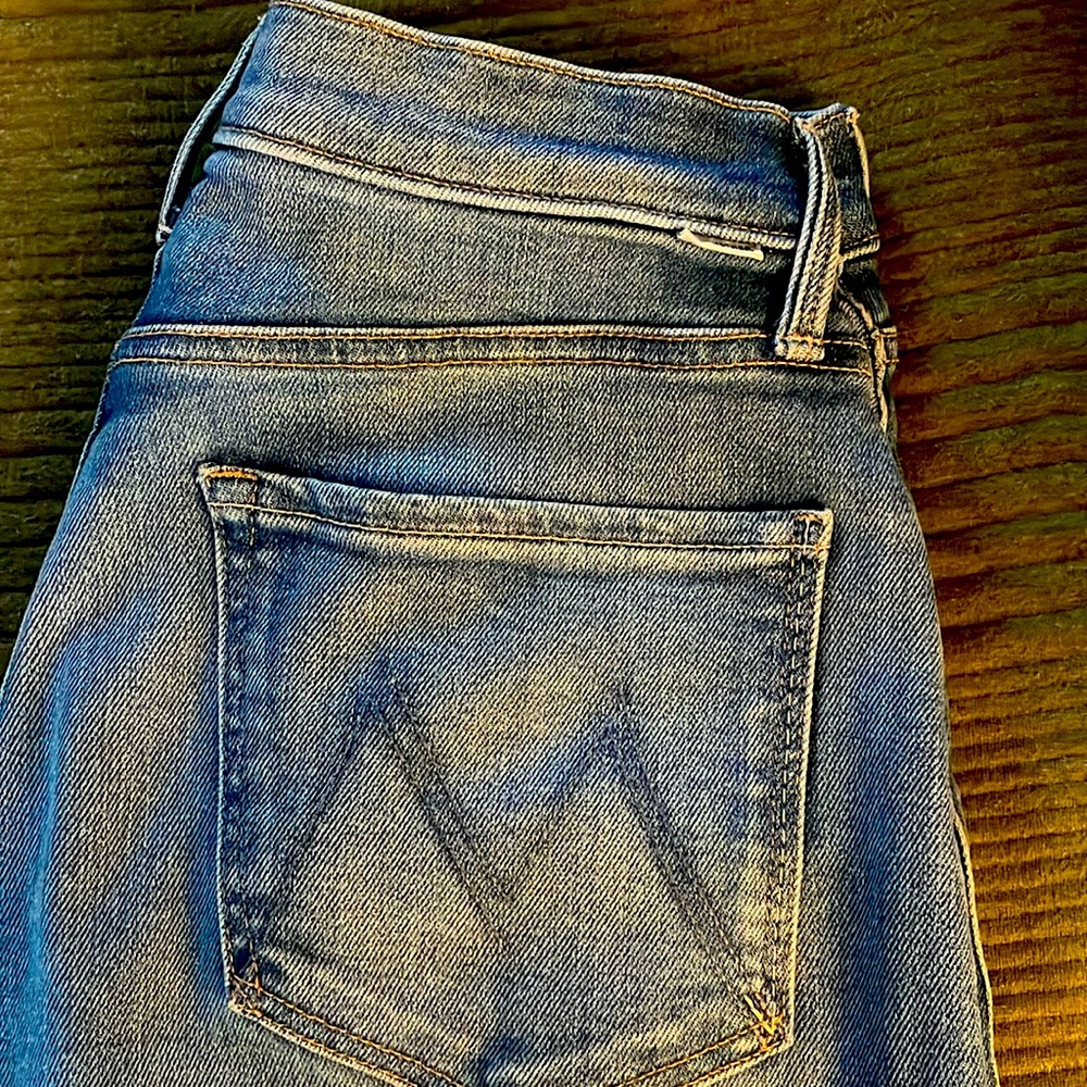 MOTHER jeans. Size 28